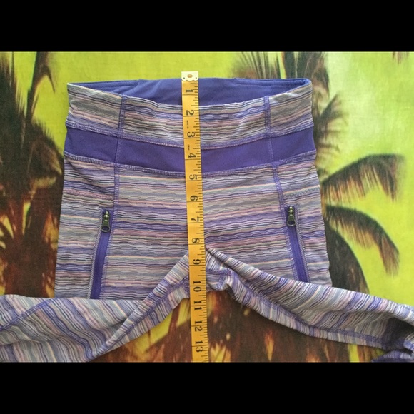 Lululemon Leggings Size 2 Purple - Picture 5 of 9